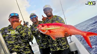 Catching GIANTS in Mexico - Slow Pitch Jigging!!!