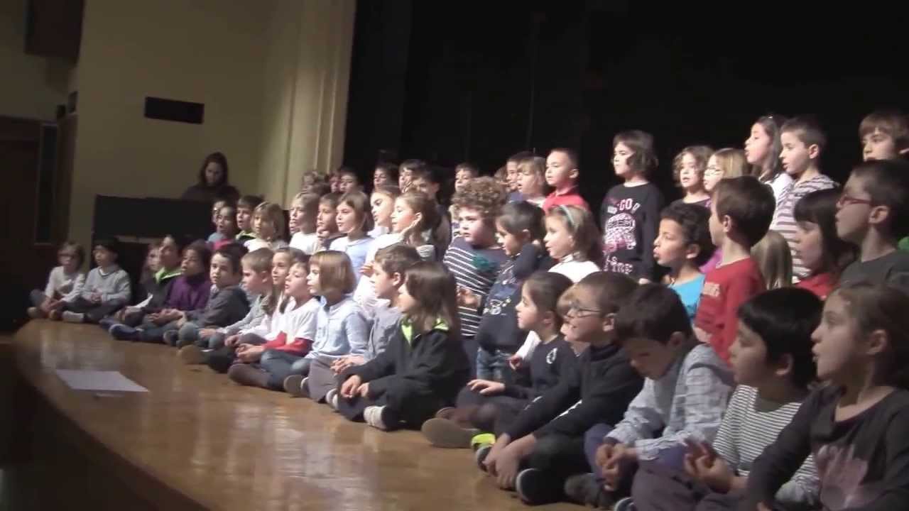 Concert Nadal 1r Primària   Escola Pia Balmes - YouTube