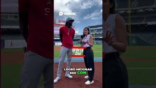 Así es como Elly De La Cruz domina ambos lados #mlb #beisbol #shorts