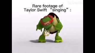 Rare footage of Taylor swift singing