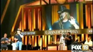 Trace Adkins Behind the Hits interview with Brian Douglas Q102