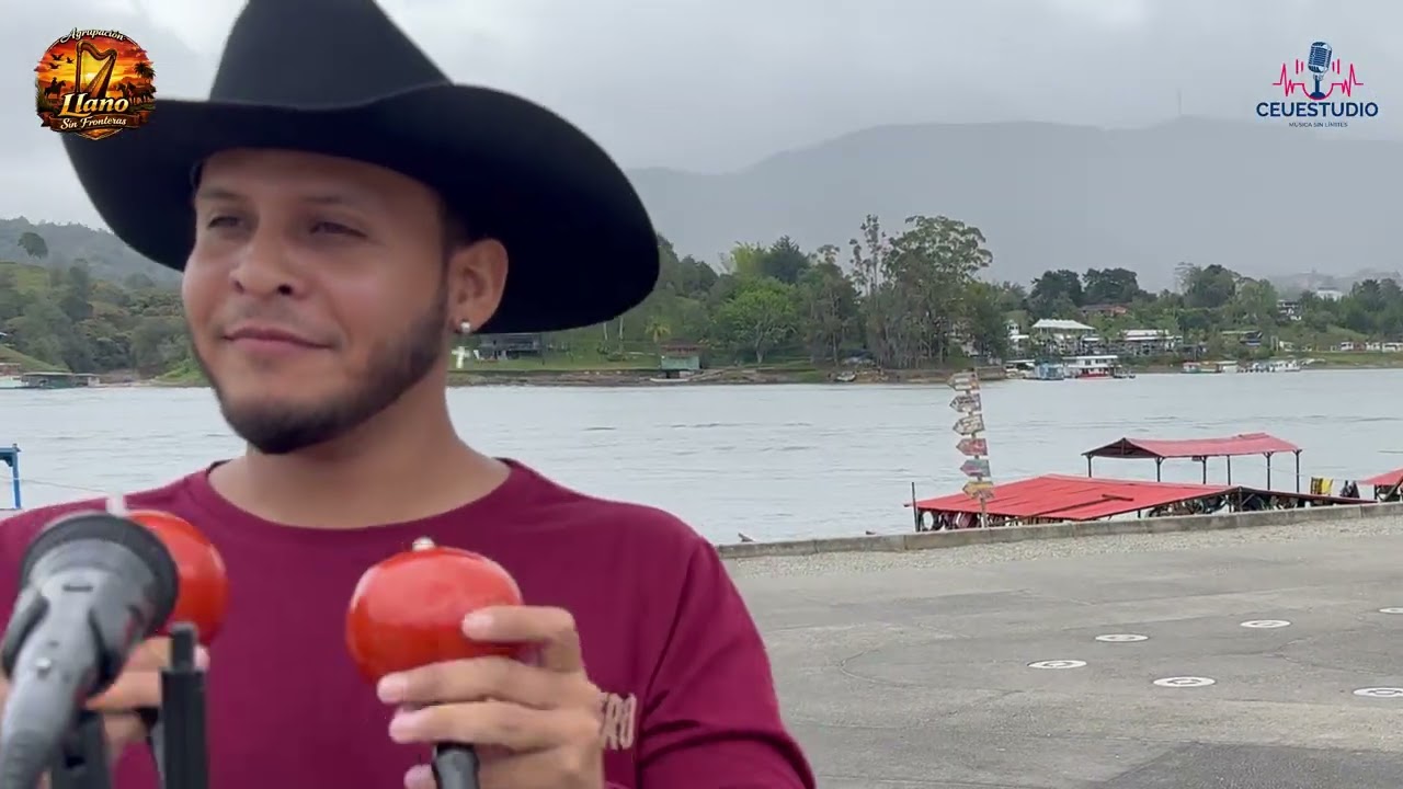 HAY UNA TIERRA EN MI TIERRA COVER