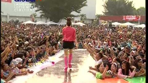 FITRI CARLINA Live At 100% Ampuh (27-06-2012) Courtesy GLOBAL TV