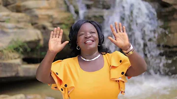 SONGA MBELE (KEEP ON MOVING) VIDEO BY PST JANEROSE KHAEMBA.PRODUCED BY PAPA FILIPO (official video)