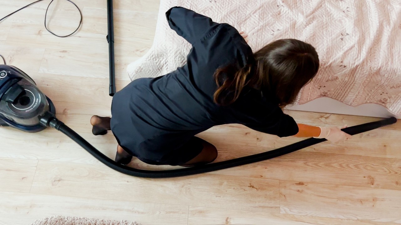 Motivating cleaning with sterile gloves using a Bosch vacuum cleaner. ASMR