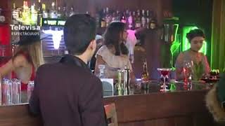 Luis Coronel y Cornelio Vega Jr   grabaron el vídeo titulado “Cambio de papeles“