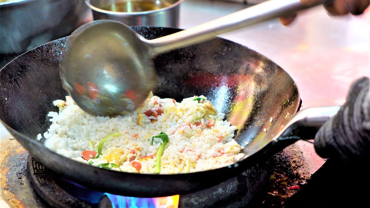 Chinese Street Food-best fried rice, fried noodles, fried pho