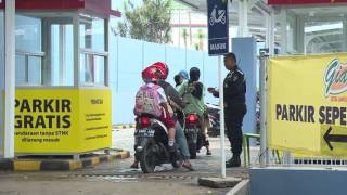 PRO KONTRA AKSES PARKIR PUSAT PERBELANJAAN