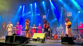Tarika Rossy & Djarina "tsara tso drano"
