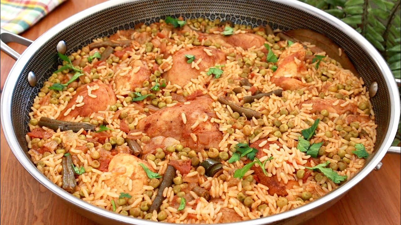 طبخ الدجاج والأرز بهذه الطريقة الإسبانية يجعلها لذيذة للغاية! بايلا ...