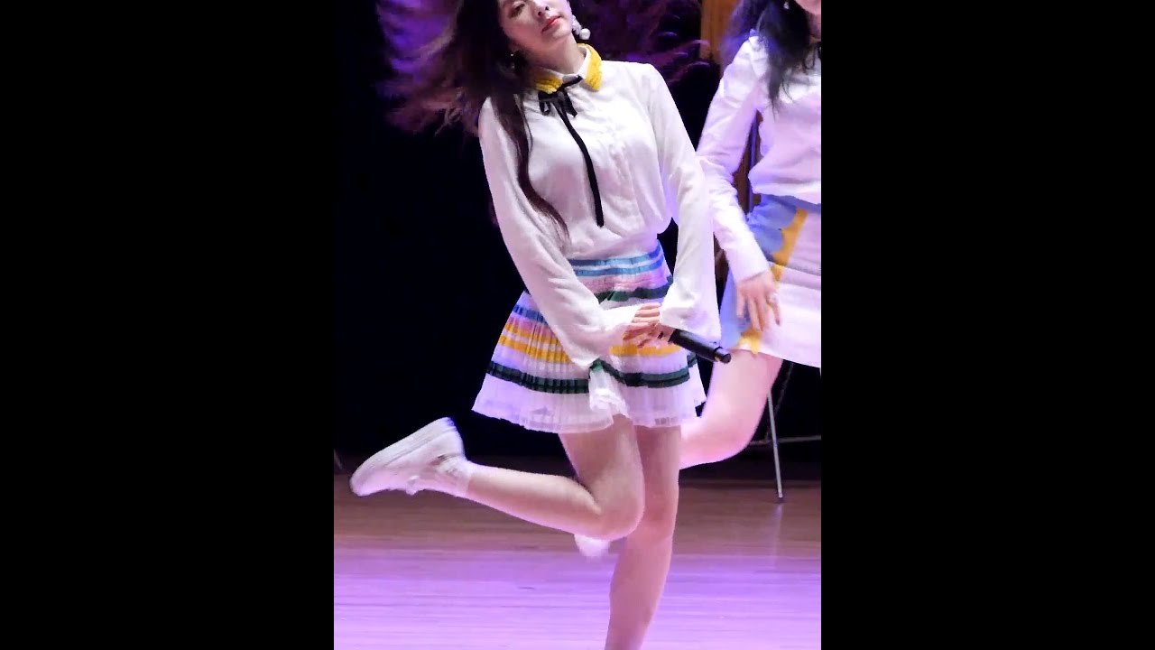 170304 레드벨벳 (Red Velvet) 루키 (Rookie) [아이린] Irene 직캠 Fancam (서종예입학식) by Mera