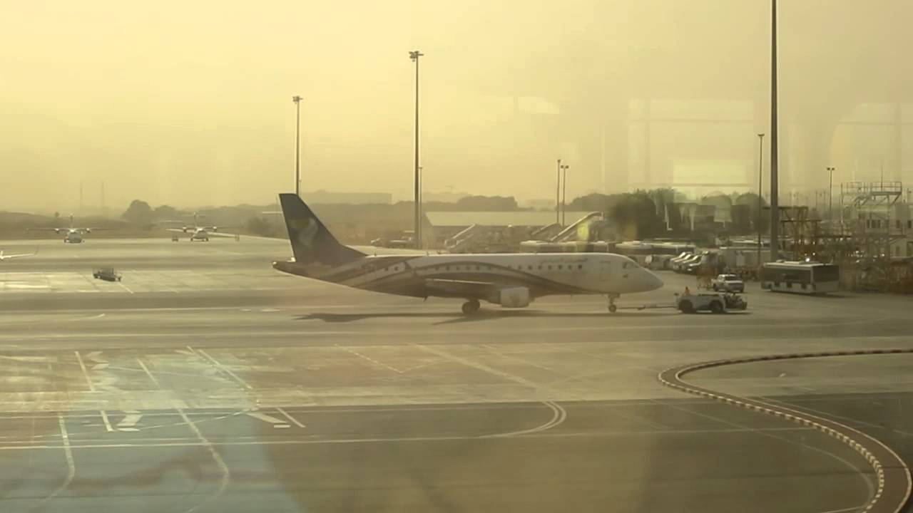 Oman Air Embraer 175 at Muscat Airport YouTube