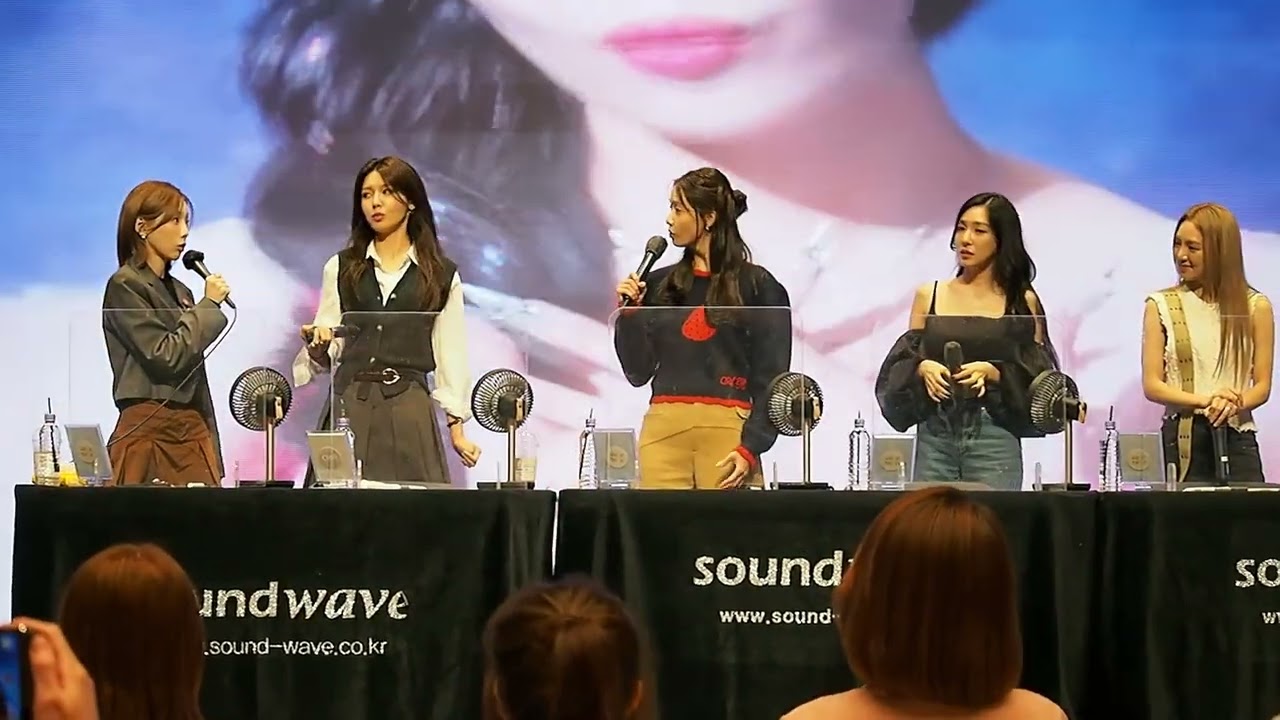 220901 팬미팅 드레스코드 결정된 경위를 설명하는 태연 from 소녀시대 팬사인회 (SNSD fansign) at 슈피겐홀 ...