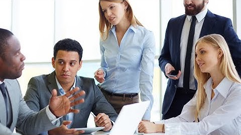 Mastering Communication in Project Management (3 Minutes)