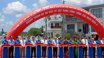 Vỡ òa hạnh phúc khi chính thức thông xe cầu Rạch Miễu 2