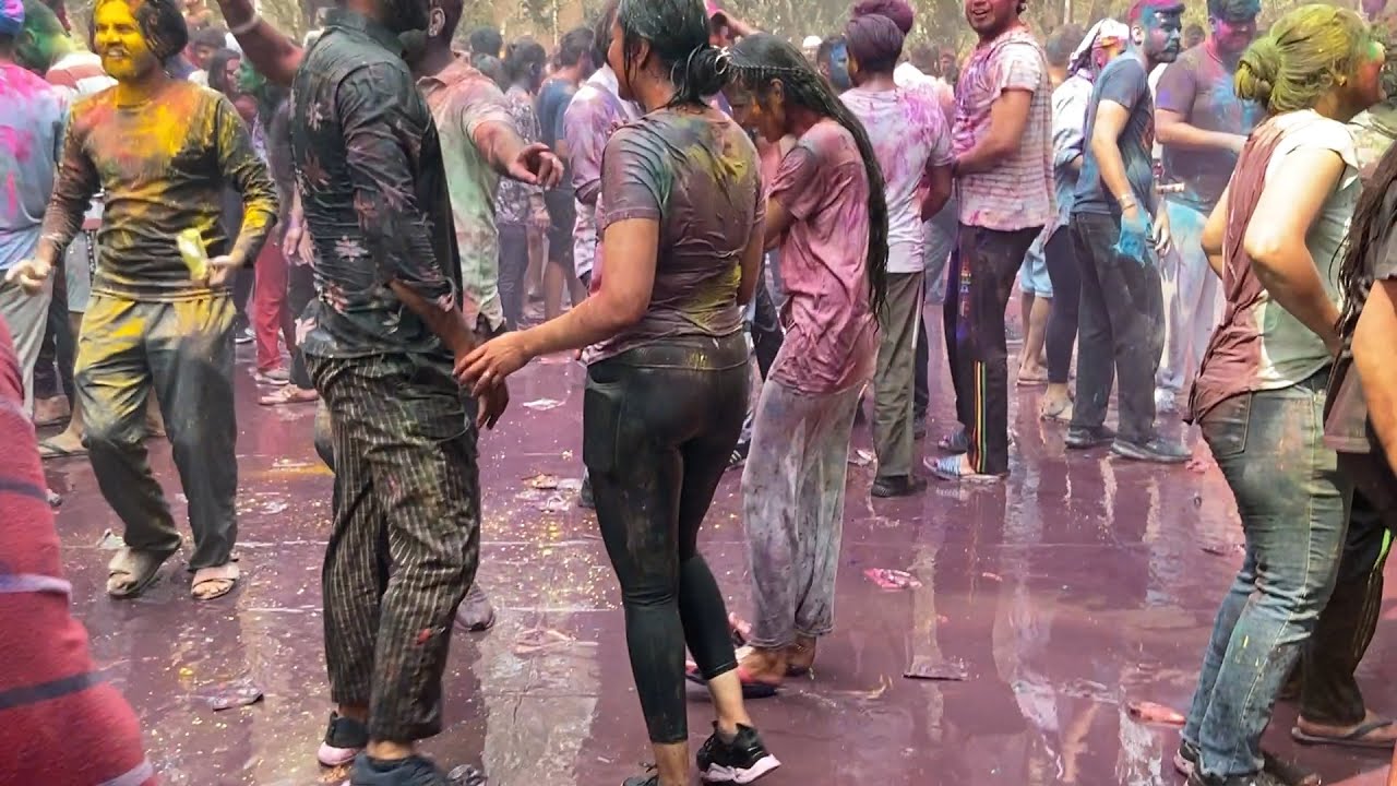 Chandigarh Holi😍 Festival 2022 💥 !! Public Dance 💃🏻 AT Punjab University Chandigarh