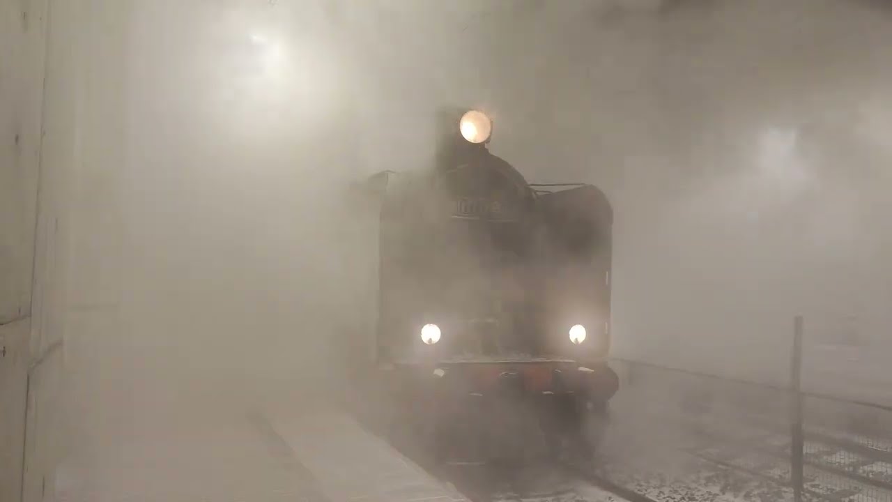 Höyryveturi Ukko-Pekka Hr1 Helsingissä