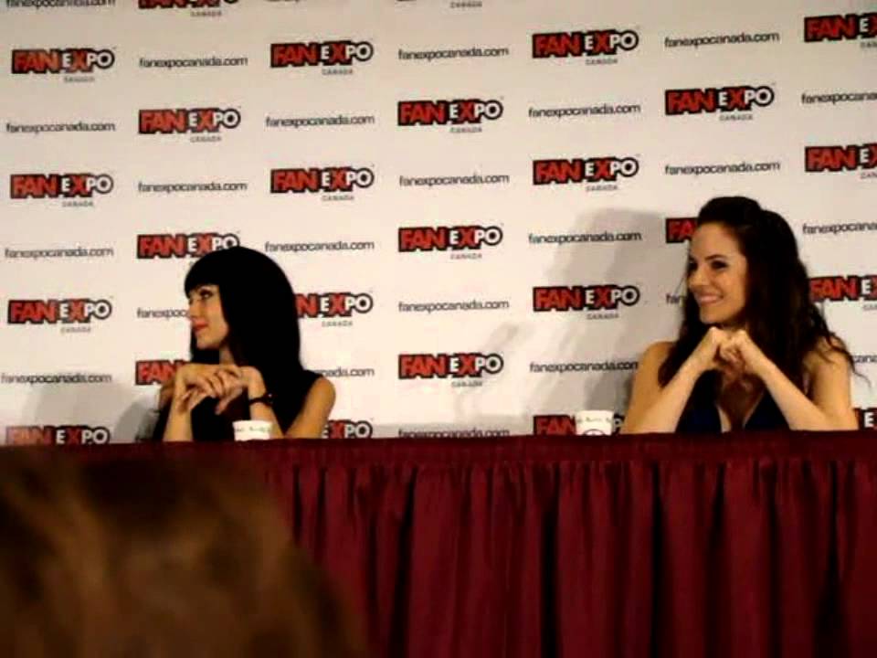 Lost Girl FanExpo 2012 Middlesegment(2/3)