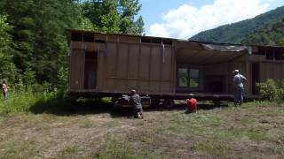 Using A Platypus To Move A Mobile Home