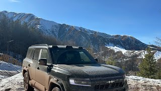 видео: BYD Leopard 8 едем по гравийке в гору на 2300м по обедать... картинка: BYD Leopard 8 едем по гравийке в гору на 2300м по обедать...