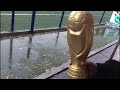 El trofeo.