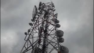 suara angin kencang di bawah tower