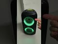 WAAW Infinite 100 - Caixa de som com duto de ar é diferenciada