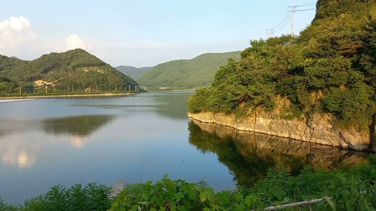 5 Hours of Peaceful Reservoir Views with Gentle Wind Sounds for Ultimate Relaxation