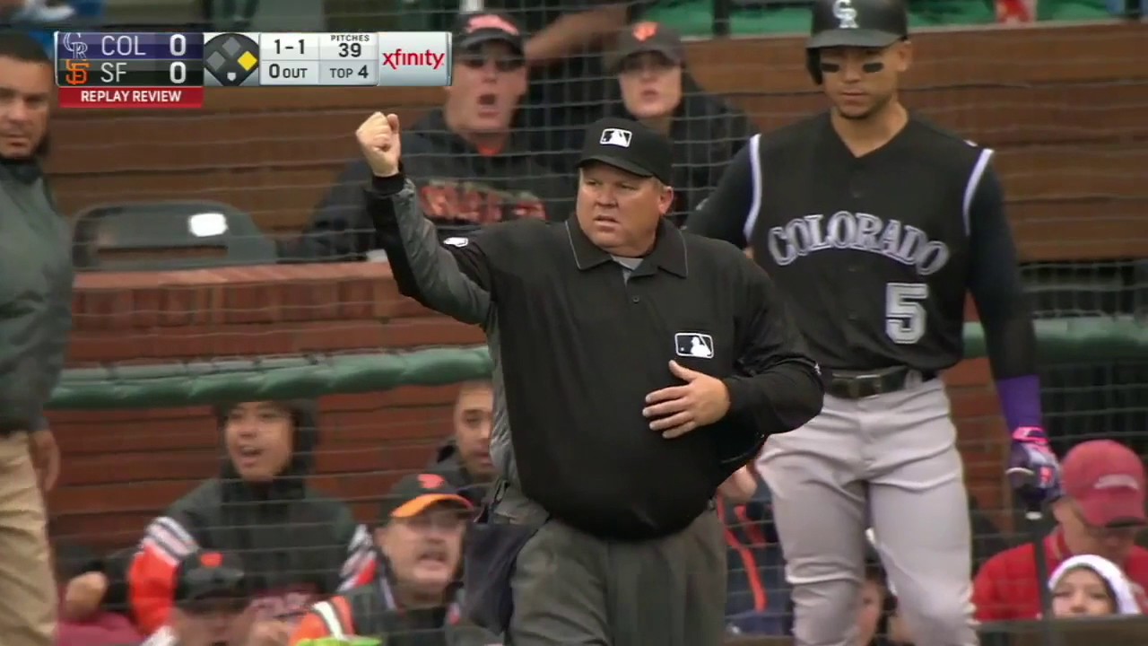 Johnny Cueto picking people off