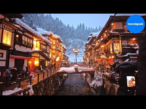 Japonya'nın Spirited Away gibi gizli kış köyünü ziyaret etmek | Ginzan Onsen