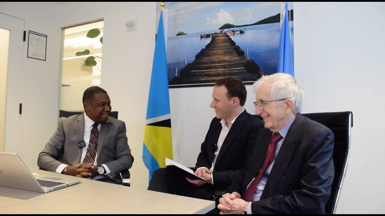 Foreign Minister Baptiste of Saint Lucia in conversation with Jonas Piduhn and Jenik Radon