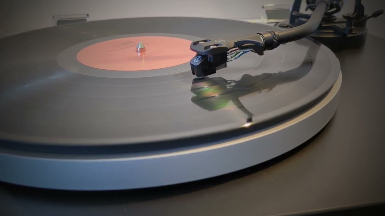 Nu Genea / Marechià　7インチ　美品 Nu Genea - Marechià (2022 HQ Vinyl) - YouTube