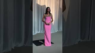 Pretty in pink and owning the spotlight with effortless elegance and timeless style. 💗