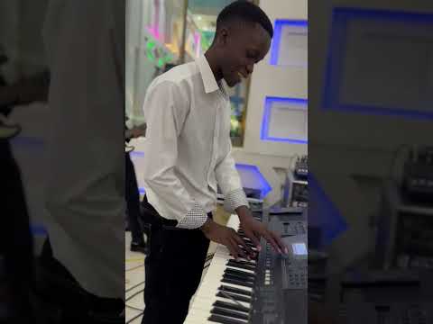 KAPANDILA PERFORMANCE 2