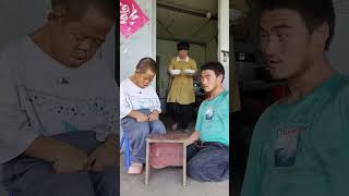 The Crazy Father And His Two Disabled Children Are So Pitiful #touchingclip #sadstory