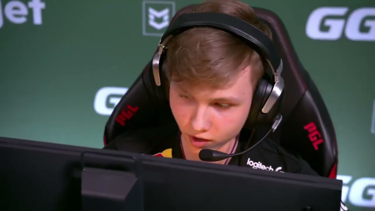 MONESY Insane Flick shots !!! 1v3 CLUTCH - G2 vs Imperial 