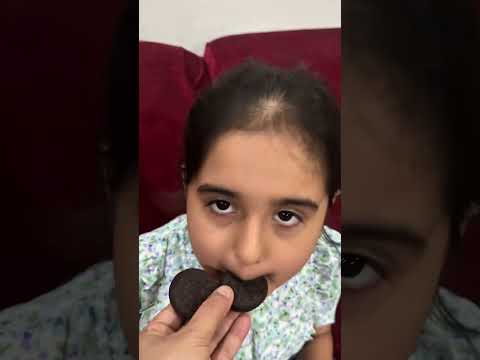 يلا امم امم امم شطوره أنا أحب بسكويت أوريو دينا وردة 