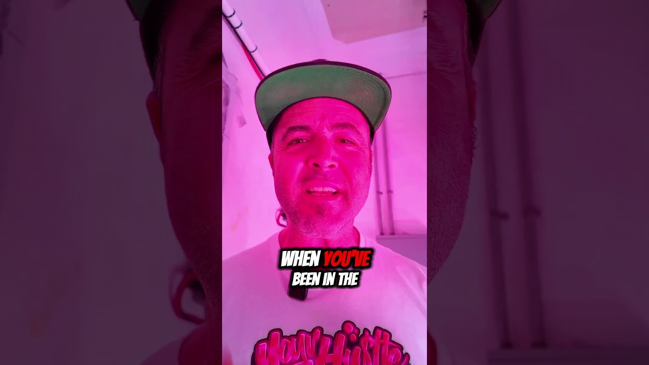 The Craft Farmer Undercanopy Light has changed my Life in the Garden 💯