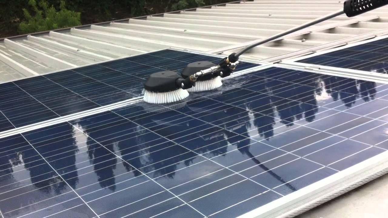 Spazzola Doppia Rotante Per La Pulizia Dei Pannelli Fotovoltaici YouTube spazzola-doppia-rotante-per-la-pulizia-dei-pannelli-fotovoltaici-youtube