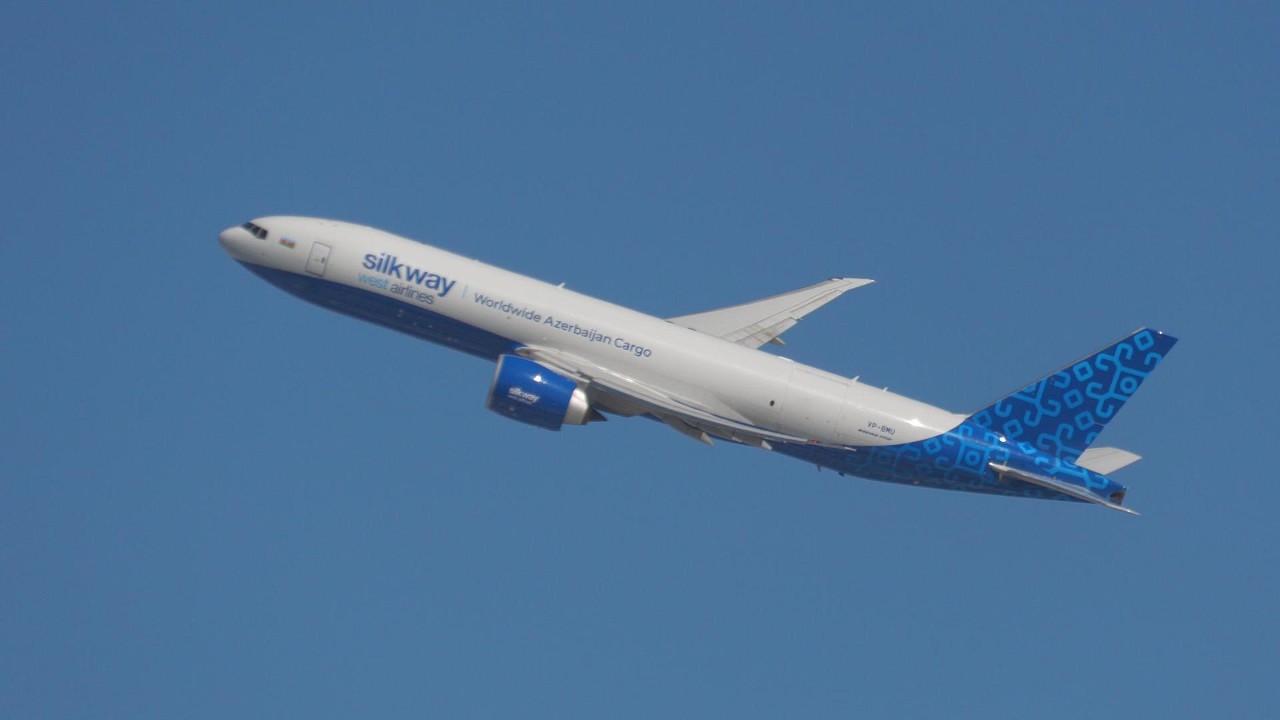 Beautiful 777 takeoffs from JFK Airport/Runway 31L 