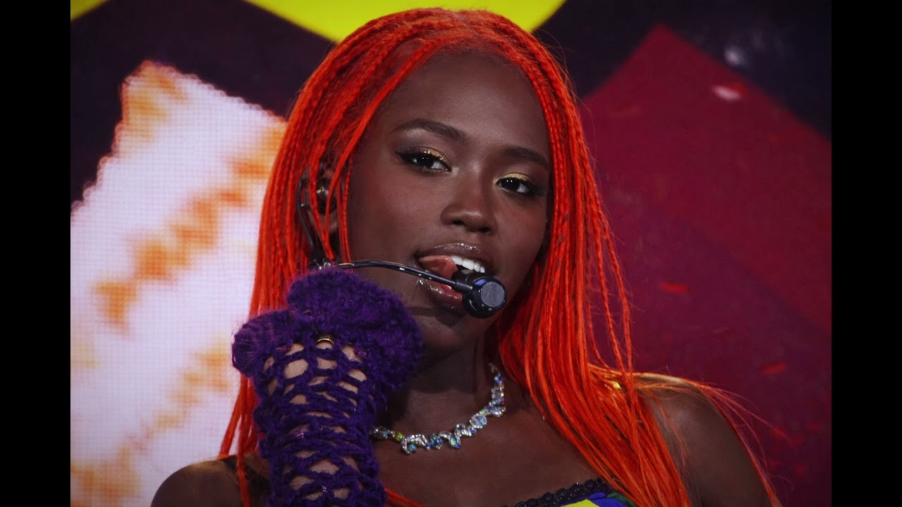 LE SSERAFIM (르세라핌) - SPAGHETTI R&B Ver.