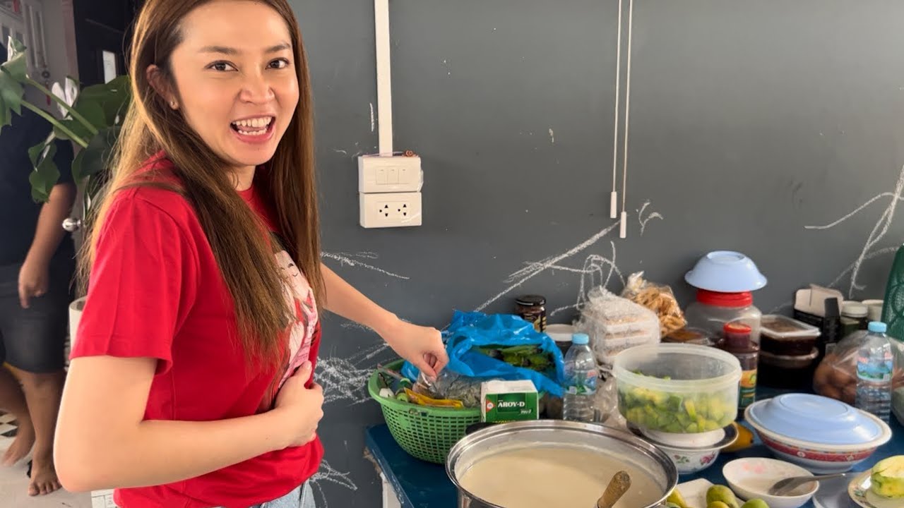 น่ากิน!! แม่แตนกับซ้อแอนเตรียมกับข้าวช่วยกัน ที่บ้านใจเกินร้อย
