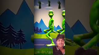 Alian dance 🤣🤣 // #funny#comedy#comedyfilms  #automobile#ytshort#shortsfeed#memes#greenscreen#alien