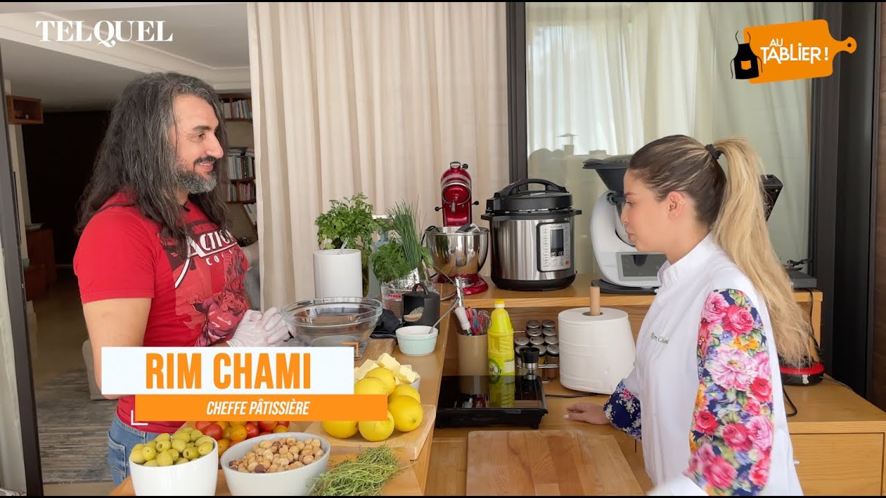 Hicham Lasri, cinéaste, écrivain et bédéiste, passe 