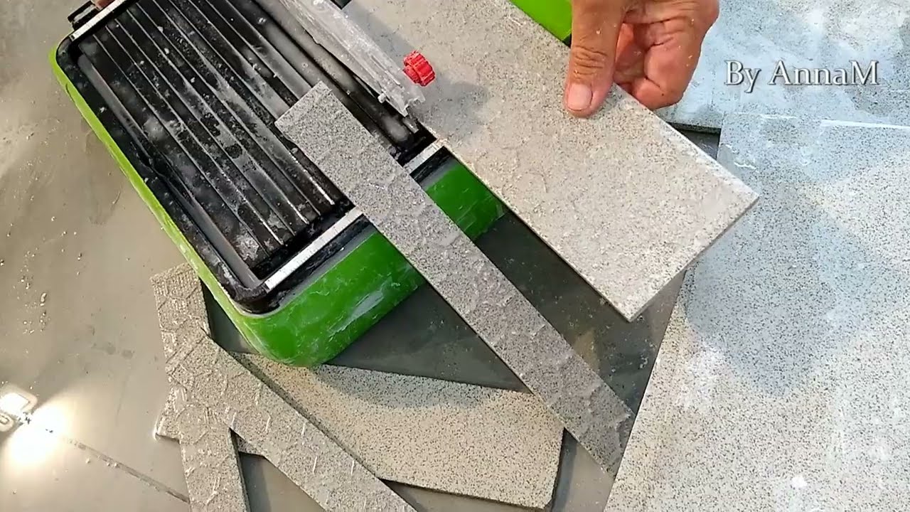 ZIPPER ZI-FS115 tagliapiastrelle  in azione