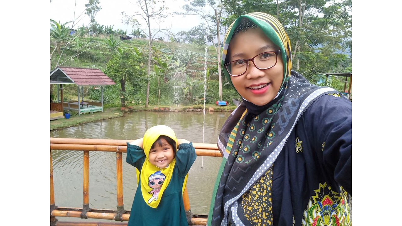 Wisata Indah di Kaki Gunung Lawu "Blowing Resto"