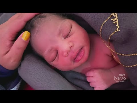 "Miracle in the sky": Toronto doctor delivers baby mid-flight