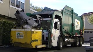 Wittke Front Load Garbage Truck w/ Curotto Can - Garbage Collection