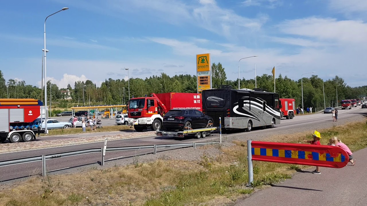 Polska brandmännen passerar Falun
