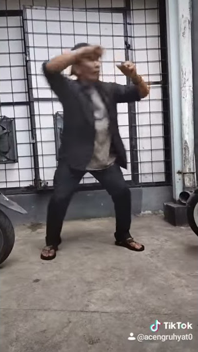 goyang dangdut daun puspa versi Abah atang